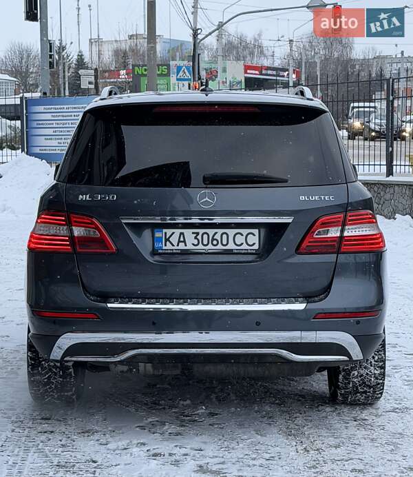 Внедорожник / Кроссовер Mercedes-Benz M-Class 2011 в Белой Церкви