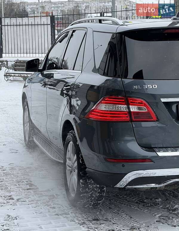 Внедорожник / Кроссовер Mercedes-Benz M-Class 2011 в Белой Церкви