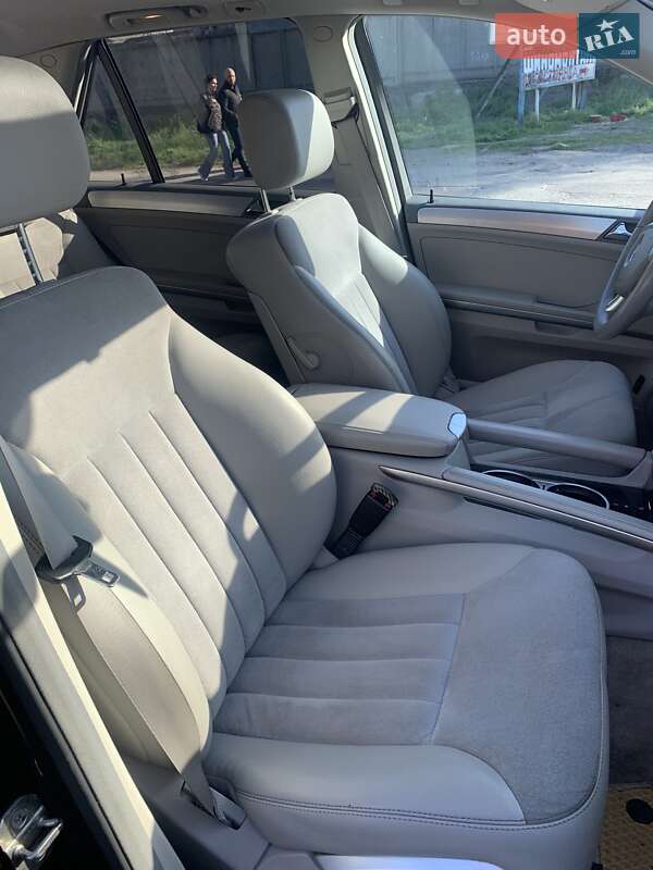 Внедорожник / Кроссовер Mercedes-Benz M-Class 2006 в Запорожье