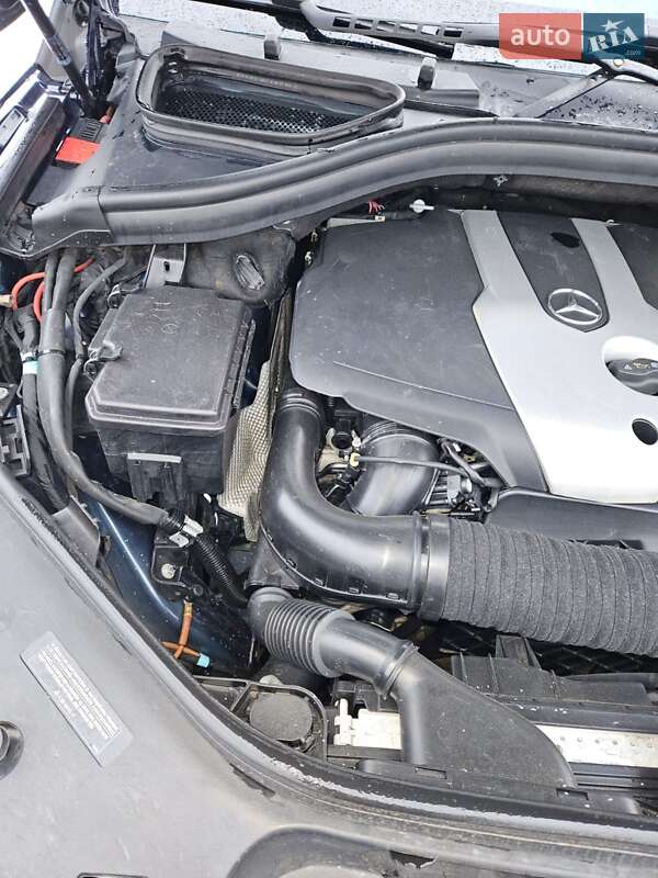 Внедорожник / Кроссовер Mercedes-Benz M-Class 2015 в Ковеле