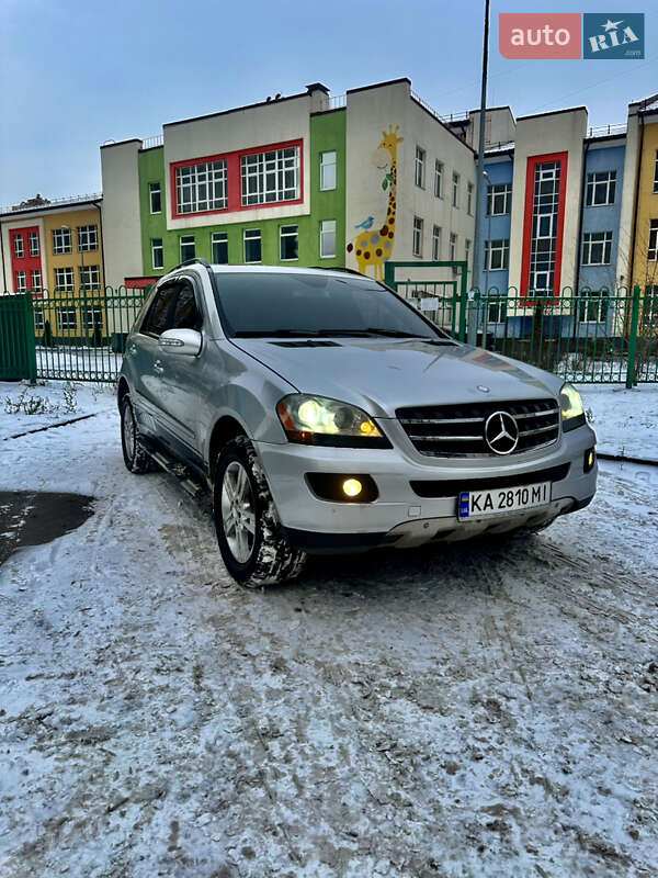 Внедорожник / Кроссовер Mercedes-Benz M-Class 2005 в Киеве фото 4 Внедорожник / Кроссовер Mercedes-Benz M-Class 2005 в Киеве