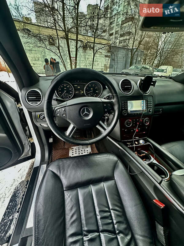 Внедорожник / Кроссовер Mercedes-Benz M-Class 2005 в Киеве фото 28 Внедорожник / Кроссовер Mercedes-Benz M-Class 2005 в Киеве
