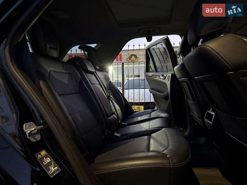 Позашляховик / Кросовер Mercedes-Benz M-Class 2014 в Миколаєві фото 37 Позашляховик / Кросовер Mercedes-Benz M-Class 2014 в Миколаєві