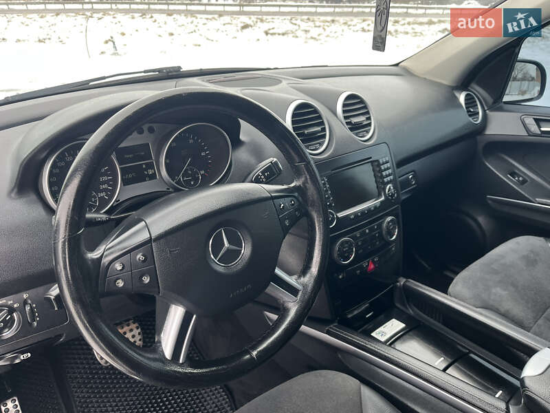 Внедорожник / Кроссовер Mercedes-Benz M-Class 2006 в Бродах