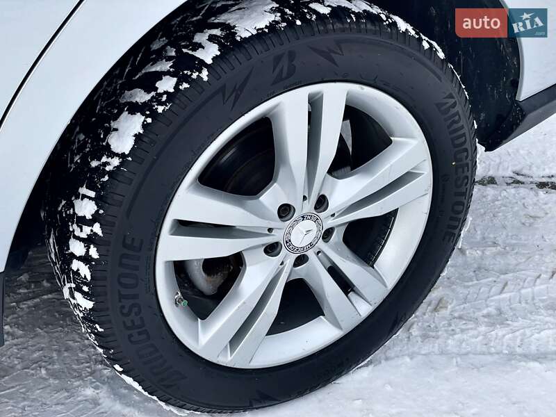 Позашляховик / Кросовер Mercedes-Benz M-Class 2012 в Ковелі