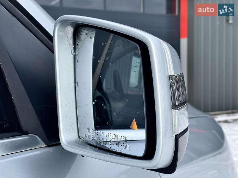 Позашляховик / Кросовер Mercedes-Benz M-Class 2012 в Ковелі