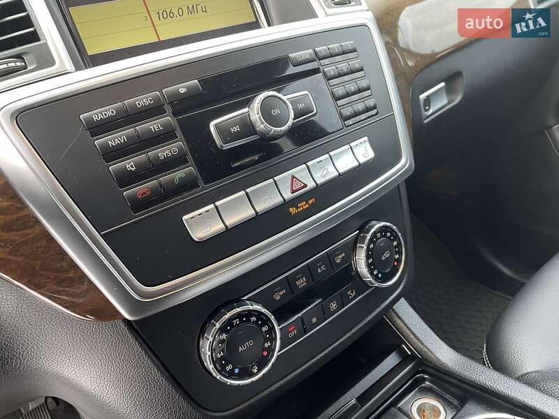 Позашляховик / Кросовер Mercedes-Benz M-Class 2012 в Ковелі