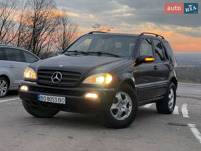 Mercedes-Benz M-Class 2001
