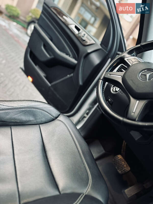 Позашляховик / Кросовер Mercedes-Benz M-Class 2011 в Солотвині