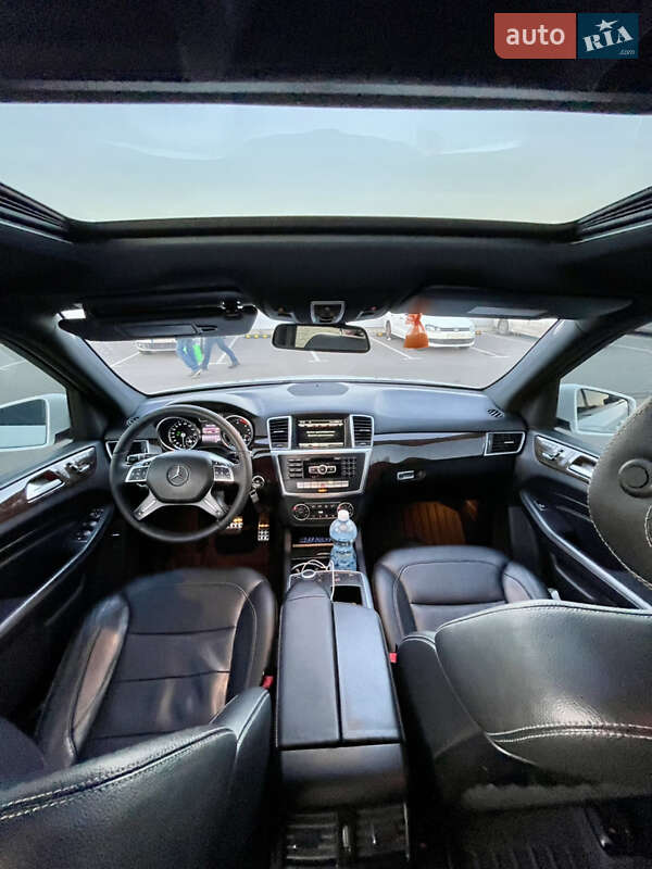 Позашляховик / Кросовер Mercedes-Benz M-Class 2015 в Києві фото 13 Позашляховик / Кросовер Mercedes-Benz M-Class 2015 в Києві