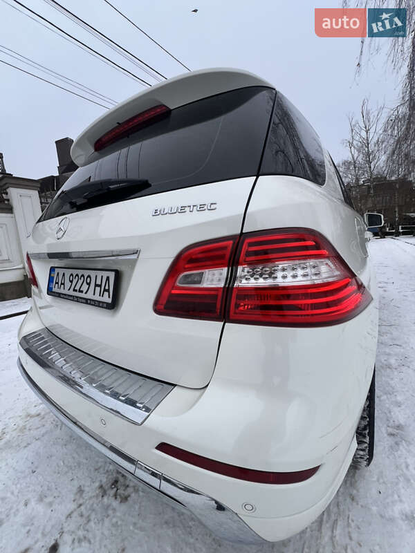 Внедорожник / Кроссовер Mercedes-Benz M-Class 2012 в Ровно фото 39 Внедорожник / Кроссовер Mercedes-Benz M-Class 2012 в Ровно