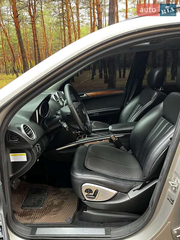 Позашляховик / Кросовер Mercedes-Benz M-Class 2008 в Кам'янському