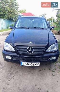 Позашляховик / Кросовер Mercedes-Benz M-Class 2002 в Воронежі