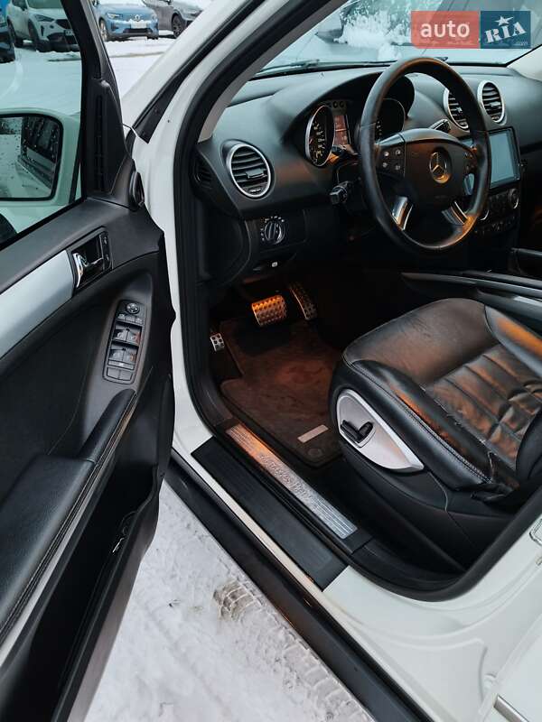 Позашляховик / Кросовер Mercedes-Benz M-Class 2008 в Києві фото 15 Позашляховик / Кросовер Mercedes-Benz M-Class 2008 в Києві