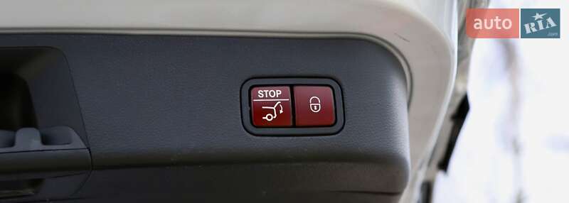 Внедорожник / Кроссовер Mercedes-Benz M-Class 2014 в Дрогобыче