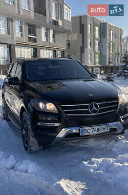 Позашляховик / Кросовер Mercedes-Benz M-Class 2014 в Львові