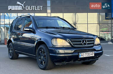 Позашляховик / Кросовер Mercedes-Benz M-Class 2002 в Києві
