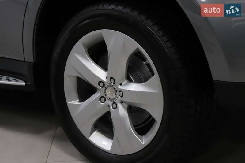 Внедорожник / Кроссовер Mercedes-Benz M-Class 2010 в Дрогобыче