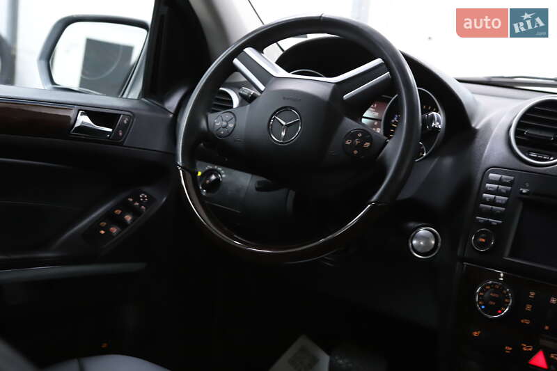 Внедорожник / Кроссовер Mercedes-Benz M-Class 2010 в Дрогобыче