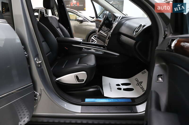 Внедорожник / Кроссовер Mercedes-Benz M-Class 2010 в Дрогобыче