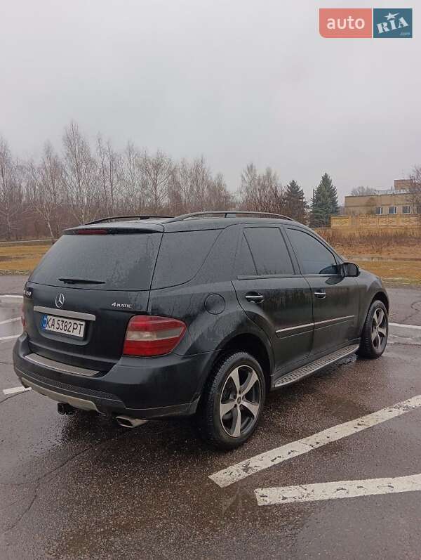 Mercedes-Benz M-Class 2008 Mercedes-Benz M-Class 2008