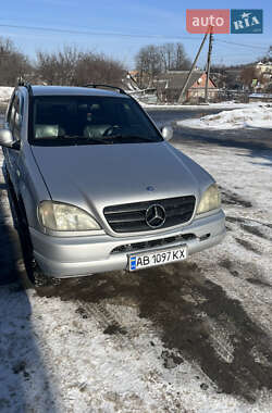 Внедорожник / Кроссовер Mercedes-Benz M-Class 2000 в Кременце