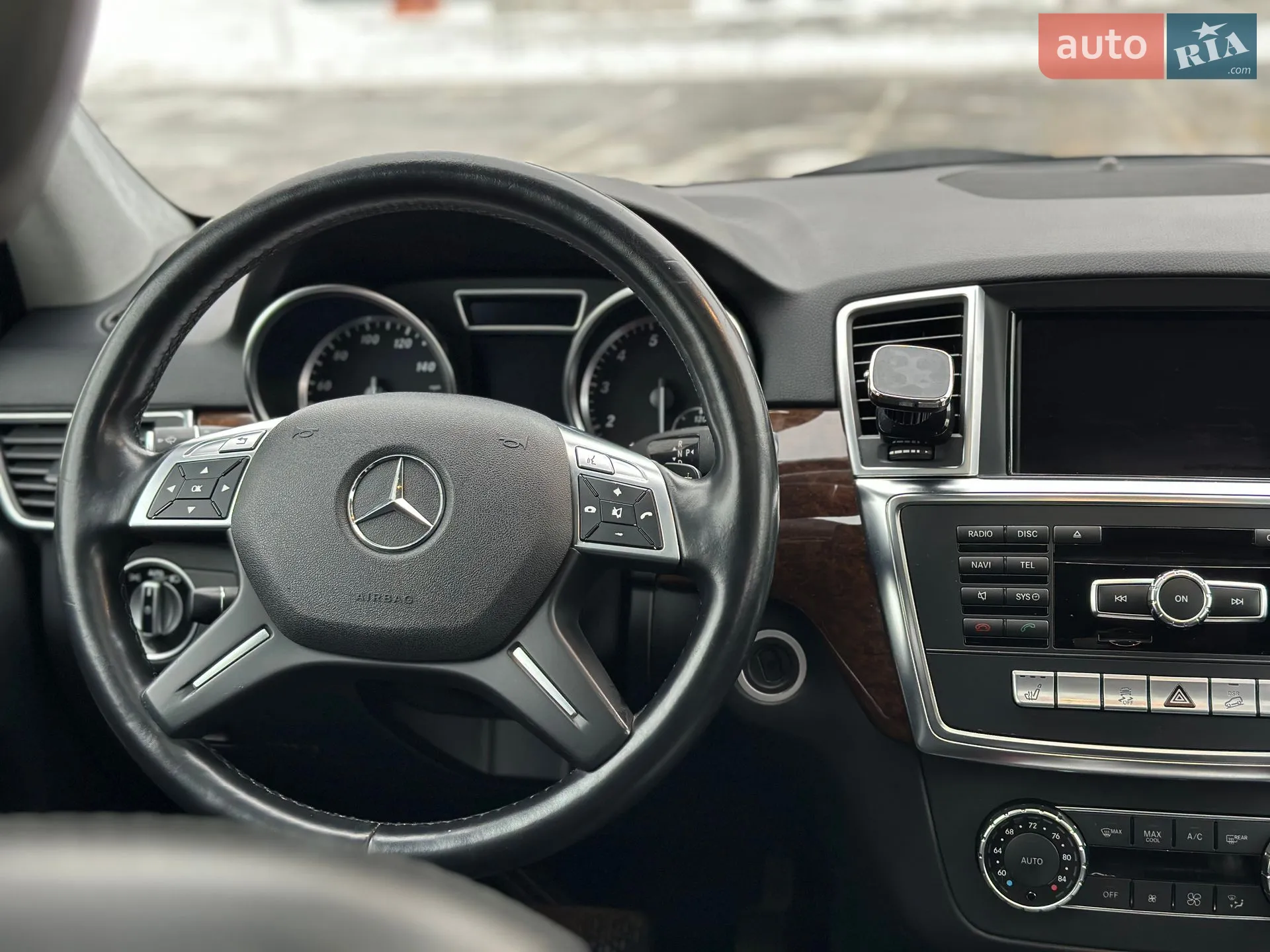 2012 Mercedes-Benz M-klasse - мініатюра 23