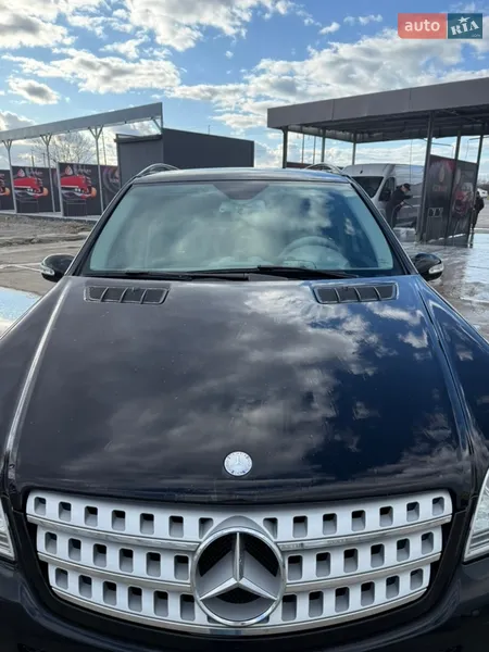 Mercedes-Benz M-Class