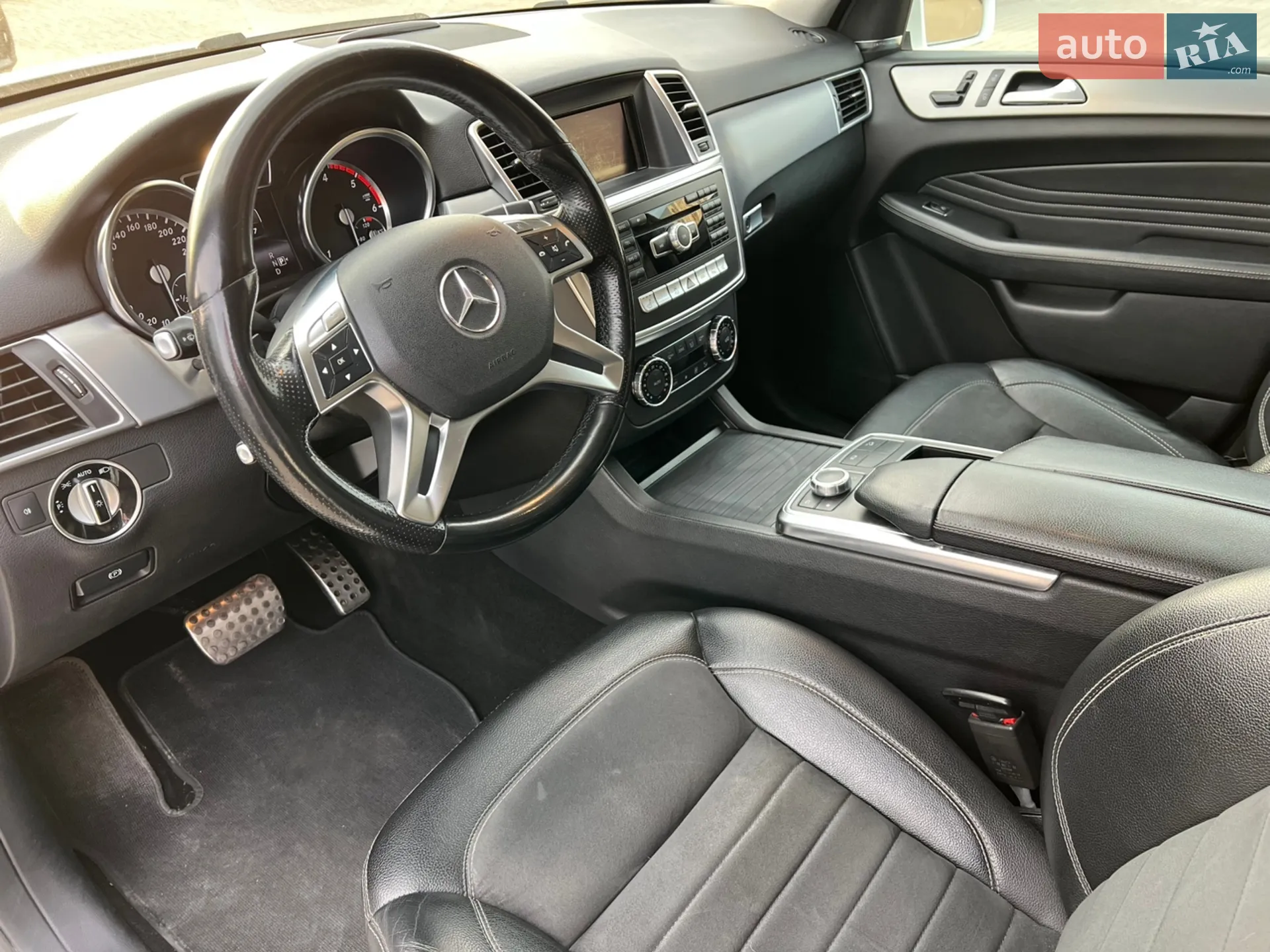 2013 Mercedes-Benz M-klasse - мініатюра 18