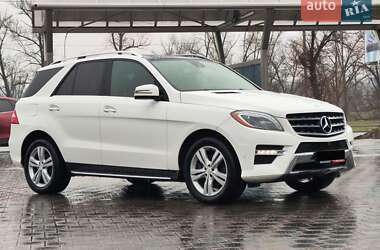 Позашляховик / Кросовер Mercedes-Benz M-Class 2014 в Запоріжжі