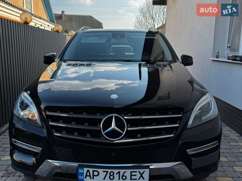 Внедорожник / Кроссовер Mercedes-Benz M-Class 2013 в Каменец-Подольском