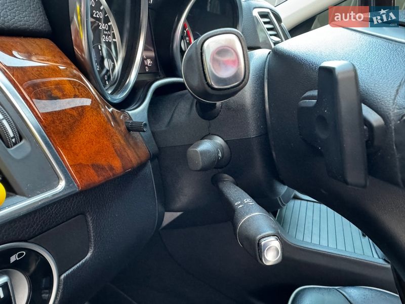 Внедорожник / Кроссовер Mercedes-Benz M-Class 2013 в Каменец-Подольском