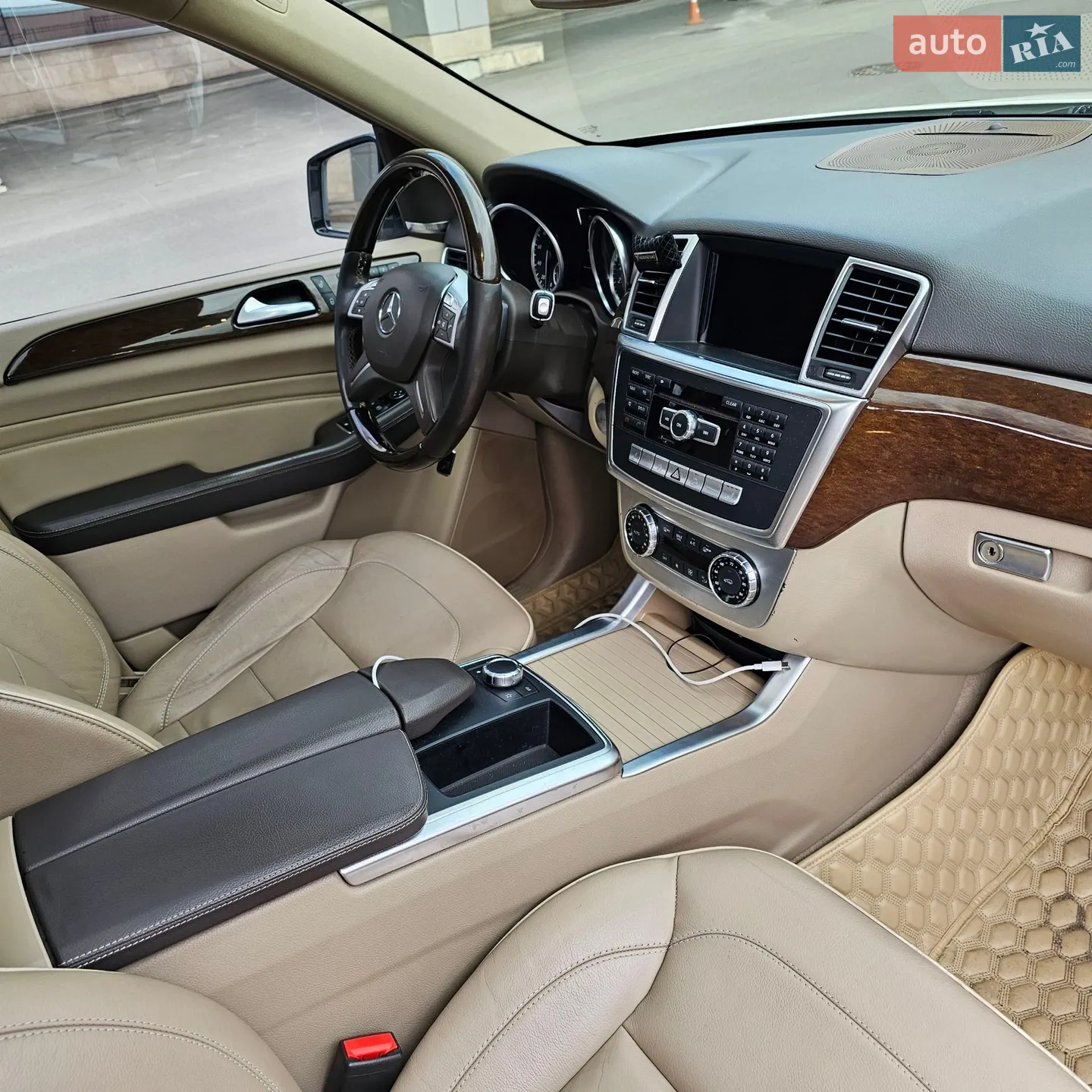 2012 Mercedes-Benz M-klasse - мініатюра 11