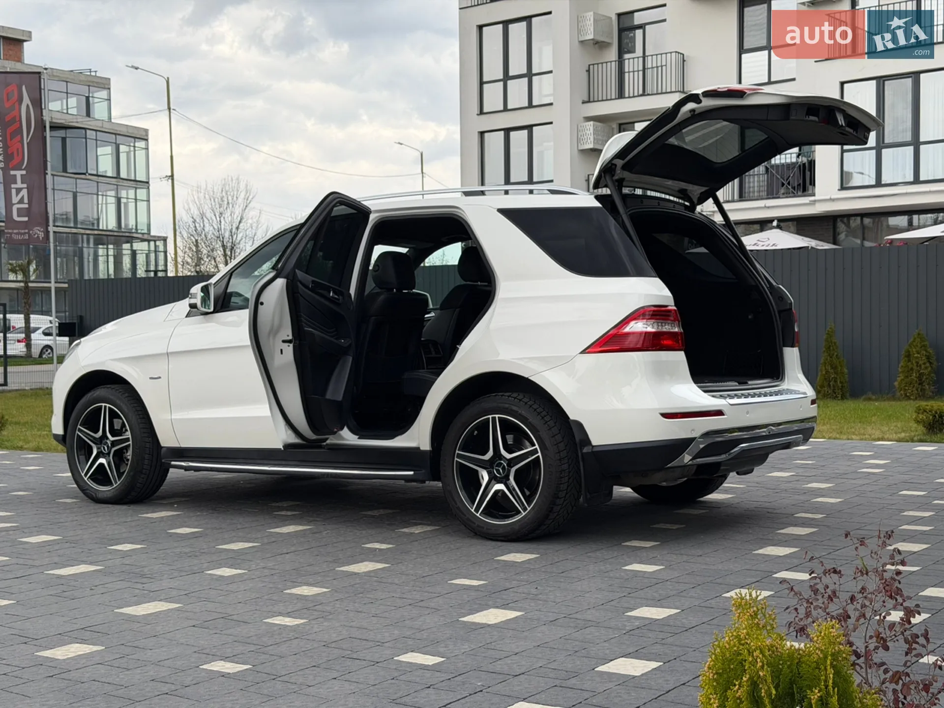 2012 Mercedes-Benz M-klasse - мініатюра 51