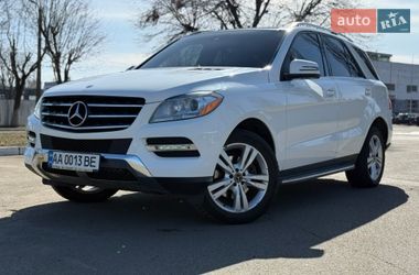 Внедорожник / Кроссовер Mercedes-Benz M-Class 2015 в Киеве