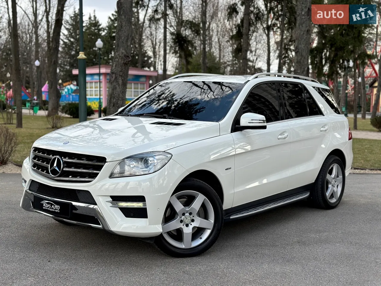 2016 Mercedes-Benz GLE - мініатюра 46