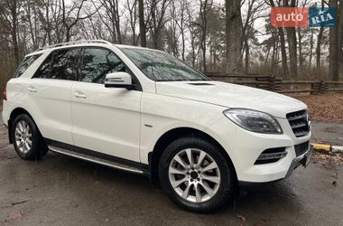 Позашляховик / Кросовер Mercedes-Benz M-Class 2012 в Бучі