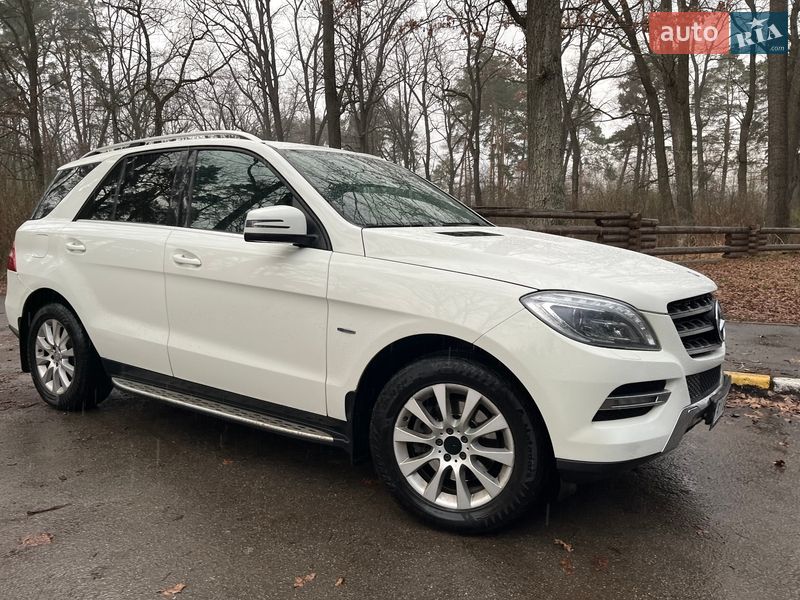 Mercedes-Benz M-Class 2012