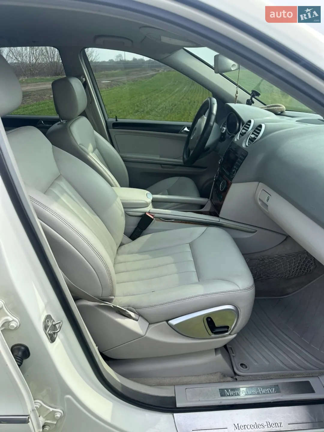 2010 Mercedes-Benz M-klasse - мініатюра 30