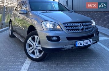 Внедорожник / Кроссовер Mercedes-Benz M-Class 2006 в Киеве