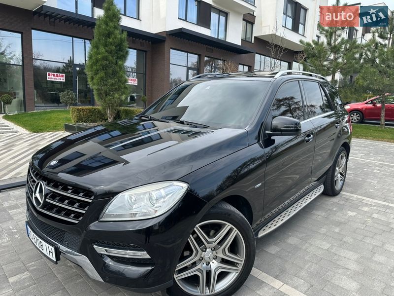 Mercedes-Benz M-Class 2012