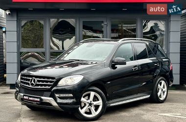 Внедорожник / Кроссовер Mercedes-Benz M-Class 2011 в Киеве