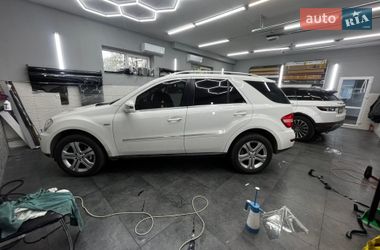 Внедорожник / Кроссовер Mercedes-Benz M-Class 2010 в Ивано-Франковске