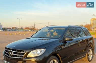Позашляховик / Кросовер Mercedes-Benz M-Class 2015 в Одесі