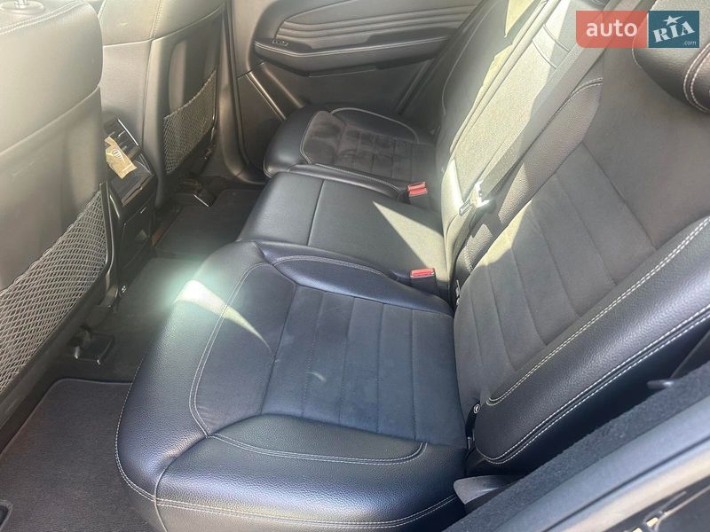 Внедорожник / Кроссовер Mercedes-Benz M-Class 2013 в Киеве