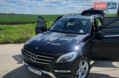 Внедорожник / Кроссовер Mercedes-Benz M-Class 2012 в Первомайске