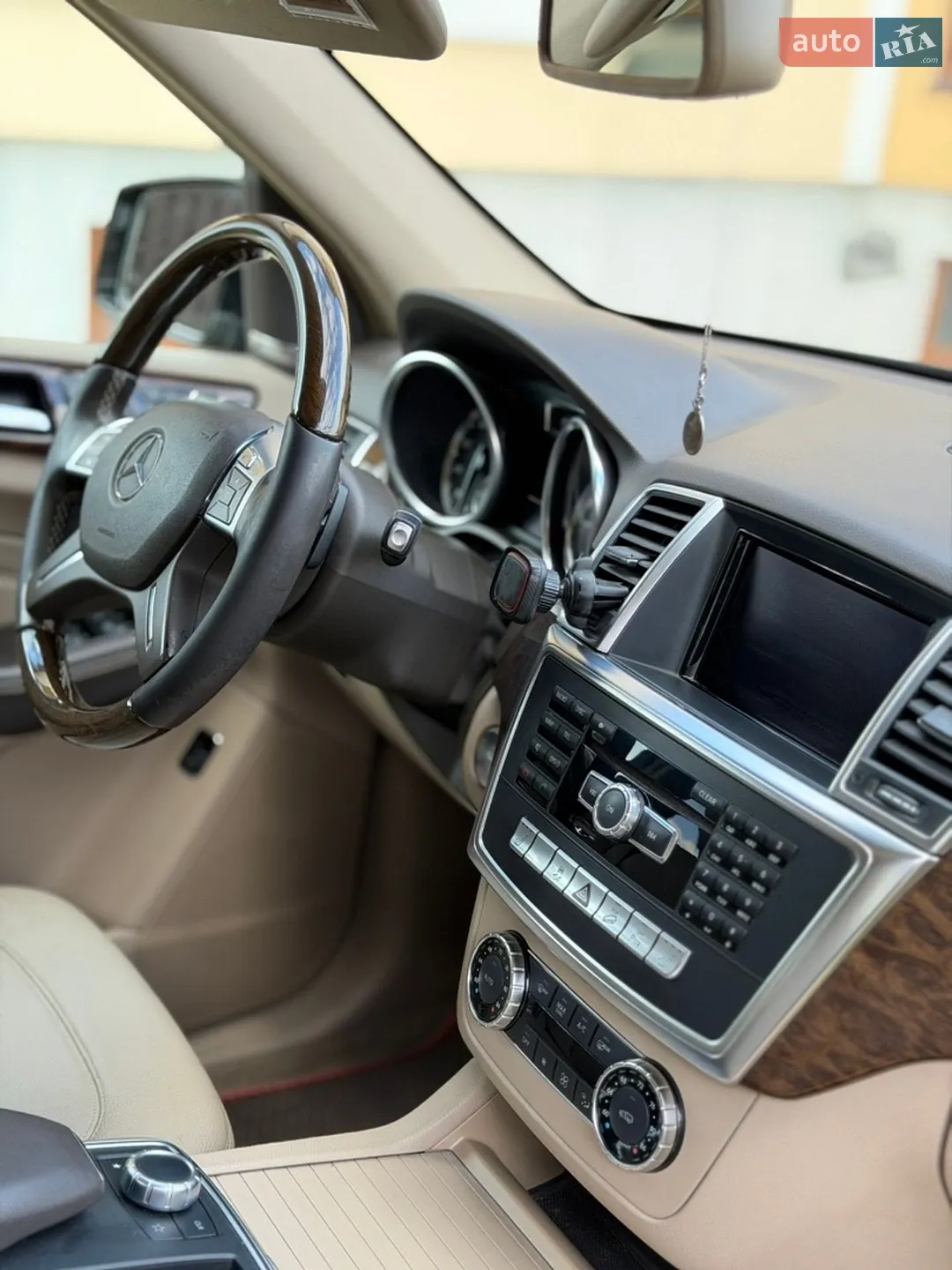 2012 Mercedes-Benz M-klasse - мініатюра 15