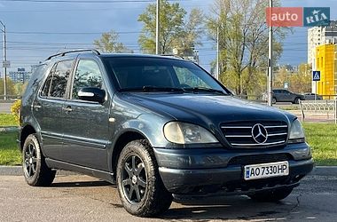 Позашляховик / Кросовер Mercedes-Benz M-Class 2002 в Києві