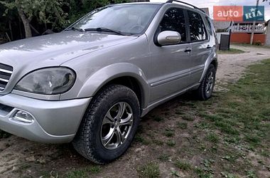 Позашляховик / Кросовер Mercedes-Benz M-Class 2002 в Чернівцях
