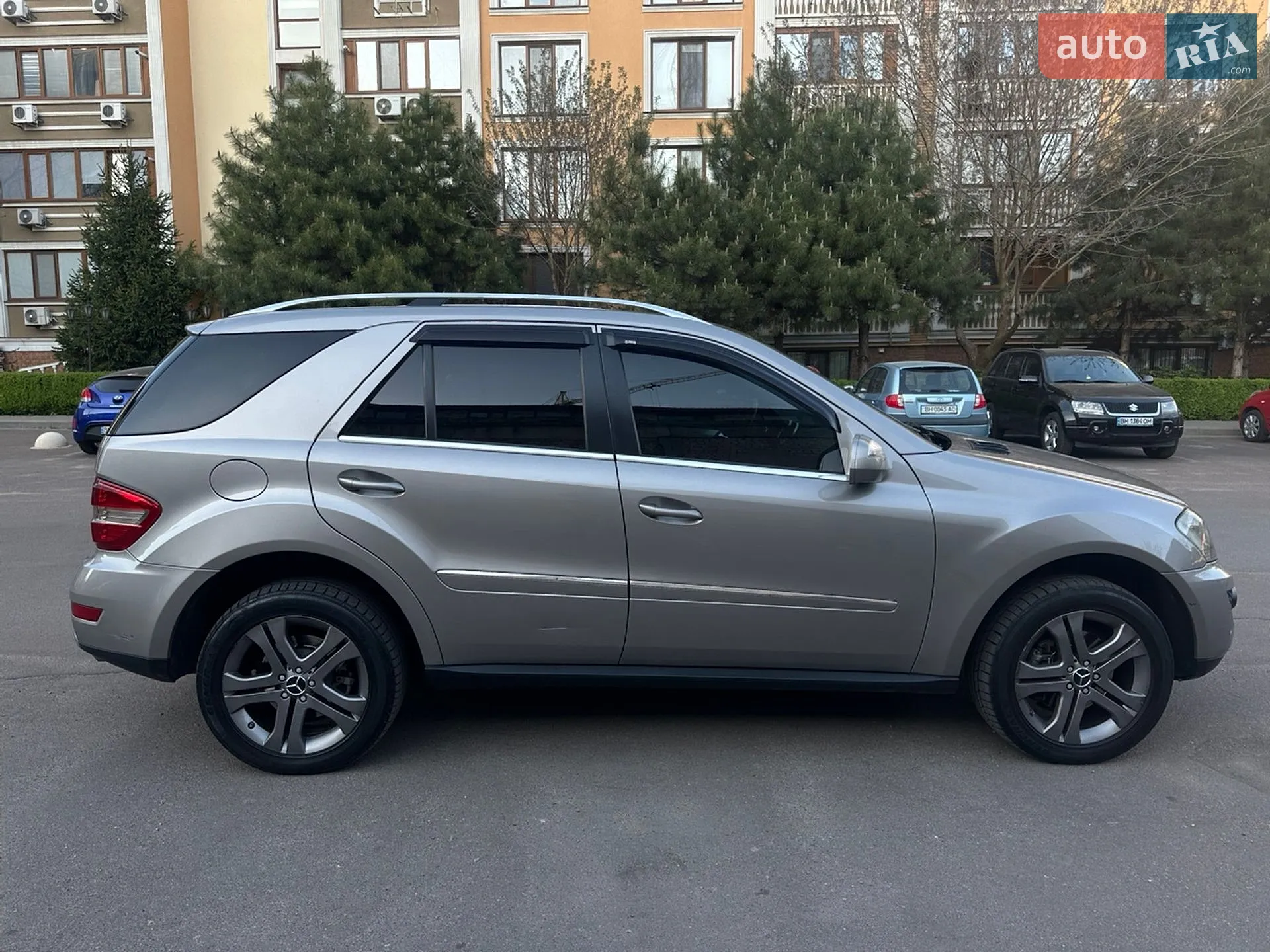 2010 Mercedes-Benz M-klasse - мініатюра 7